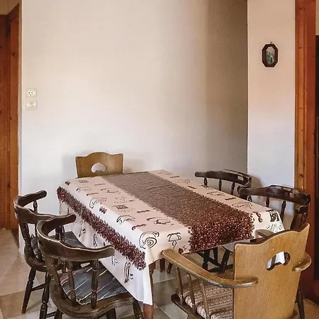 Three-bedroom In Apartment